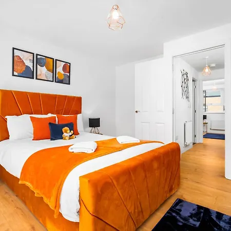 Luxury City Centre 5 Bed House With En-Suite, Bbq, On-Site Parking By Azura Nights Birmingham Exterior photo