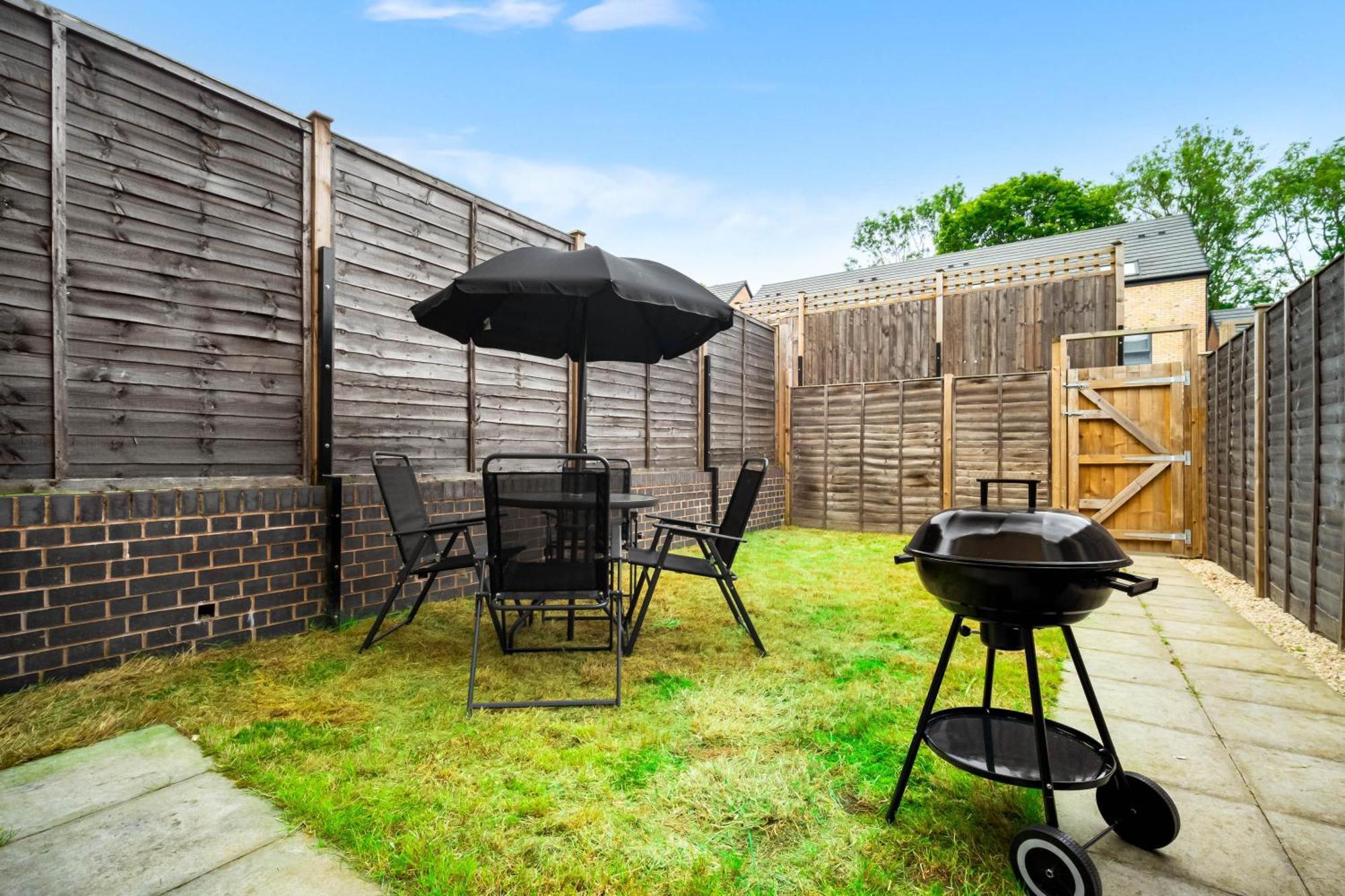 Luxury Centre 5 Bed House With En-suite, Bbq, On-site Parking By Azura Nights * Birmingham