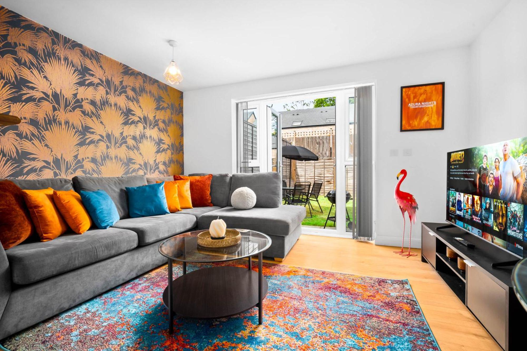 Luxury Centre 5 Bed House With En-suite, Bbq, On-site Parking By Azura Nights